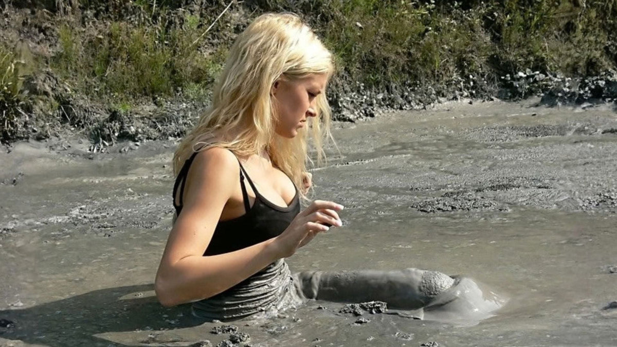 Carrie Quicksand 05
