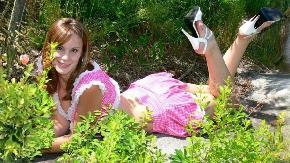Brittany Photoshoot 01 Trailer
